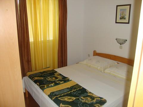 Apartament 2  4