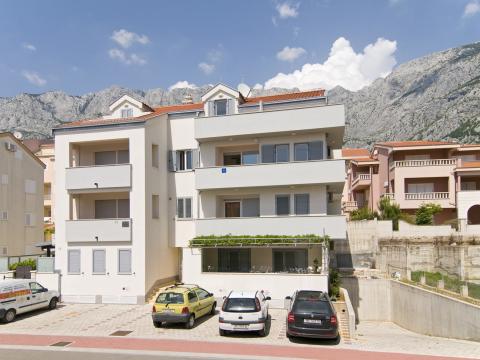 Makarska-1.jpg