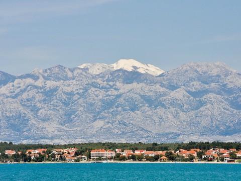Apartament 1  8