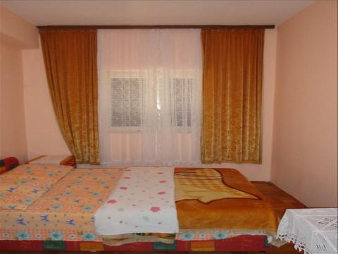 Apartament 5  4