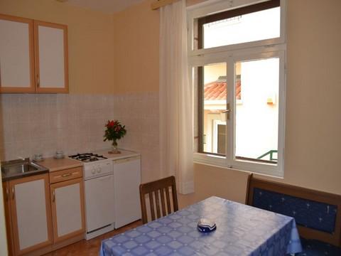 Apartament 1  4