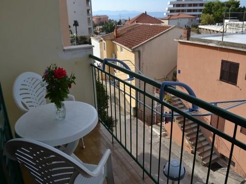 Apartament 4  5