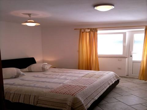 Apartament 1  5