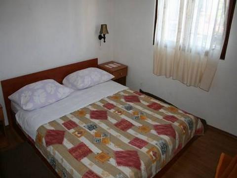 Apartament 1  4