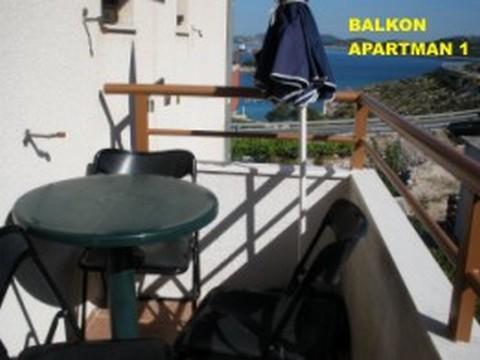 Apartament 1  4