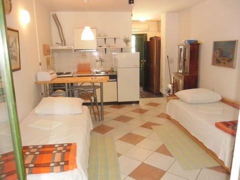 Apartament 1  4