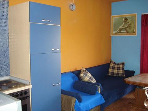 Apartament 6 B  3