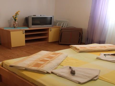Apartament 2  4