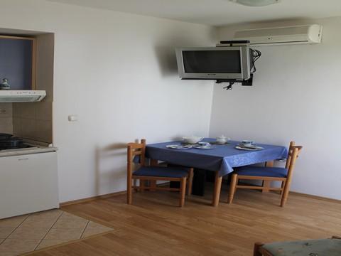 Apartament 3  4