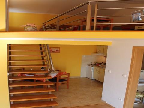 Apartament 4  6