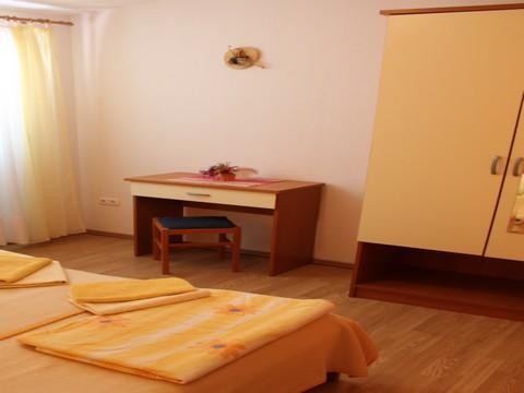 Apartament 5  4