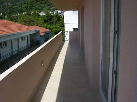 Apartament 1,2,3  7