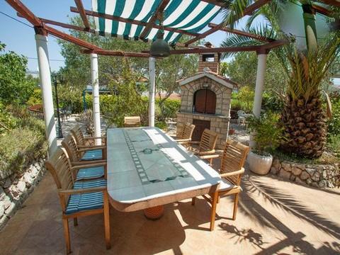Apartament B  8