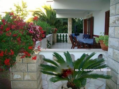 Apartament C  8