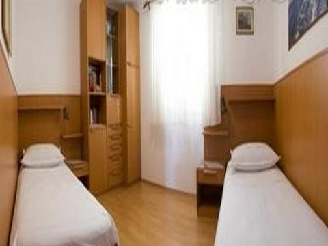 Apartament 1  4