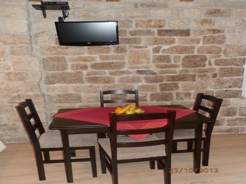 Apartament 1  4