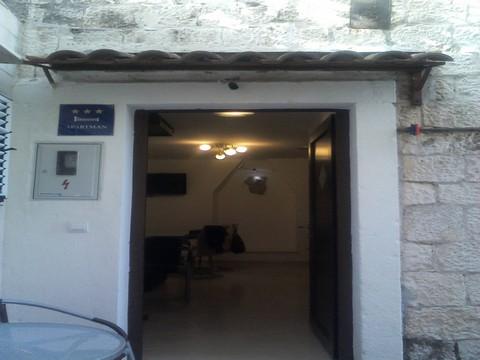 Apartament 1  5