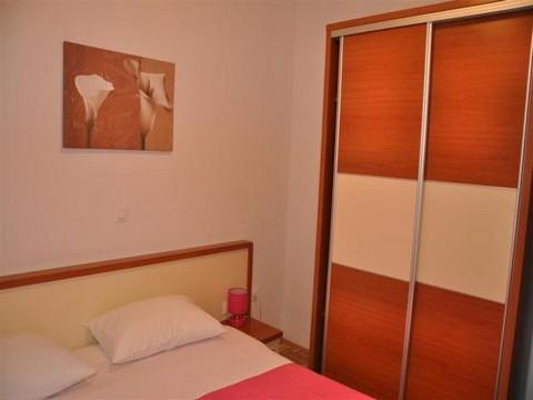 Apartament 1,2  5