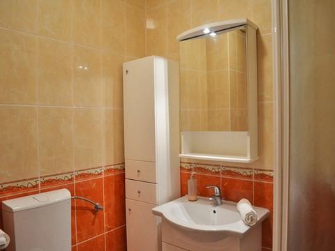 Apartament 1  8