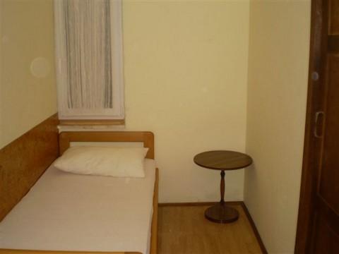 Apartament 1  4