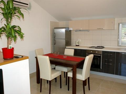 Apartament 3  5
