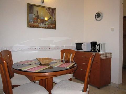 Apartament 1  2