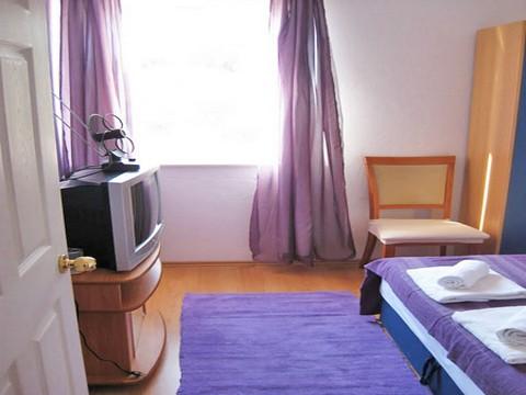 Apartament 1  3