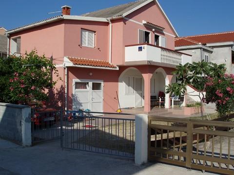 Apartament 1  5