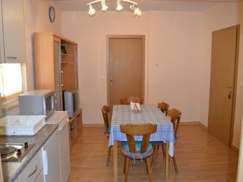 Apartament 1  8