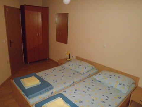 Apartament 1  10