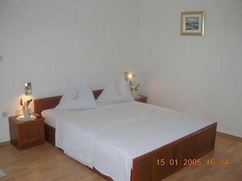 Apartament C  1