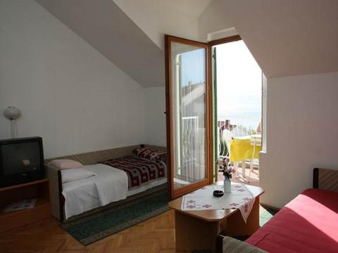 Apartament 2  4