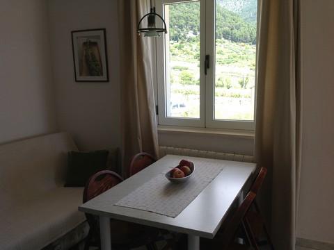 Apartament 3  5