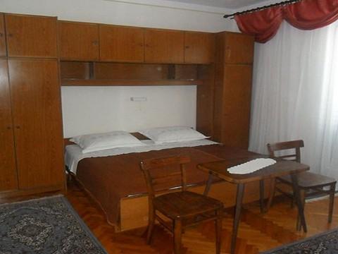 Apartament 1,2  3