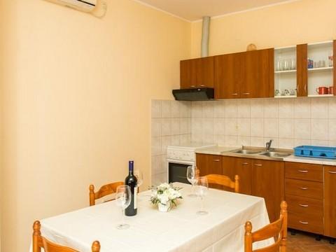 Apartament 1  5