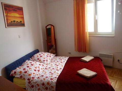 , Apartament 1  3