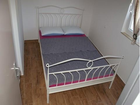 Apartament 1  4