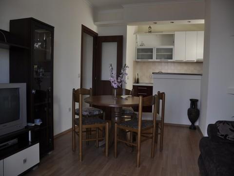 , Apartament 1  4