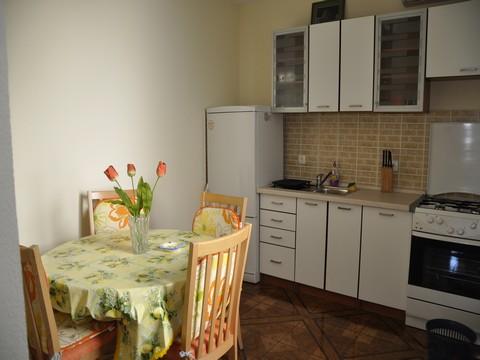 , Apartament 2  4
