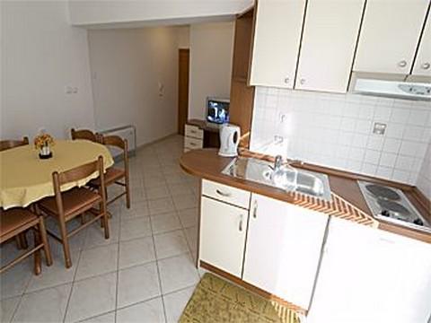 , Apartament 1  6