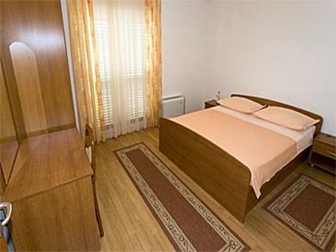 , Apartament 2  3