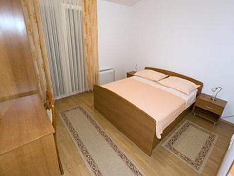 , Apartament 5   4