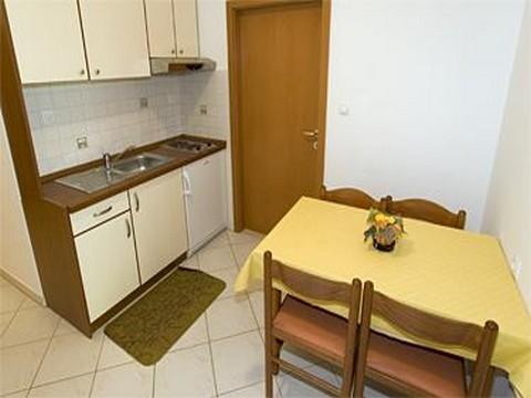 , Apartament 5   6