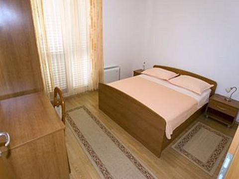 , Apartament 5   8