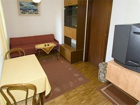 Apartament 7  2