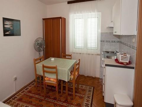 Apartament 1  4