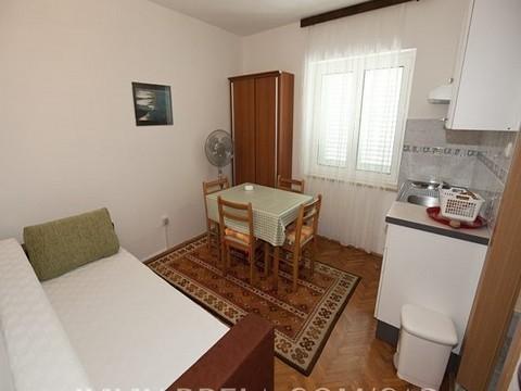 Apartament 3  7