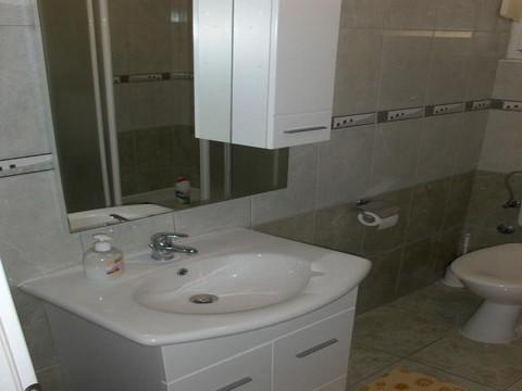 Apartament  2,5  8